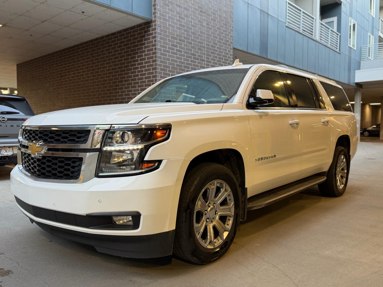 Chevrolet Suburban LT 4WD 2017