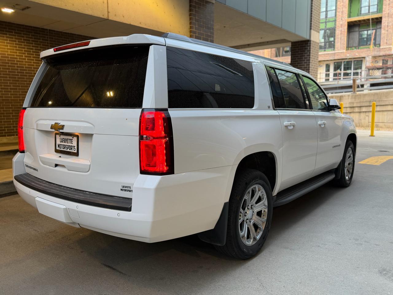Chevrolet Suburban LT 4WD 2017