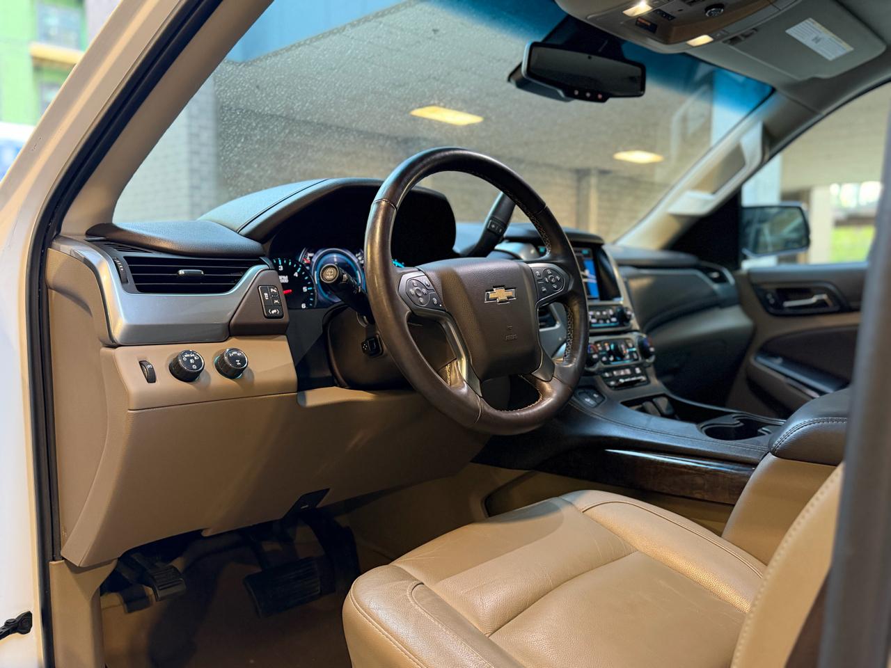 Chevrolet Suburban LT 4WD 2017