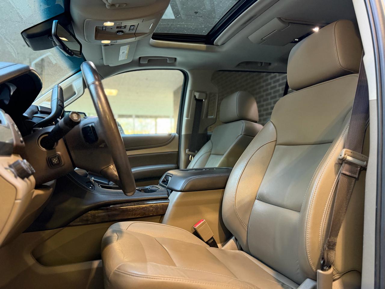 Chevrolet Suburban LT 4WD 2017