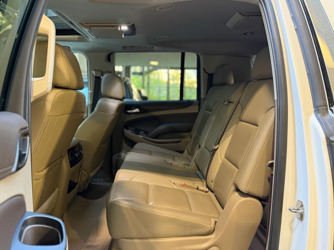 Chevrolet Suburban LT 4WD 2017