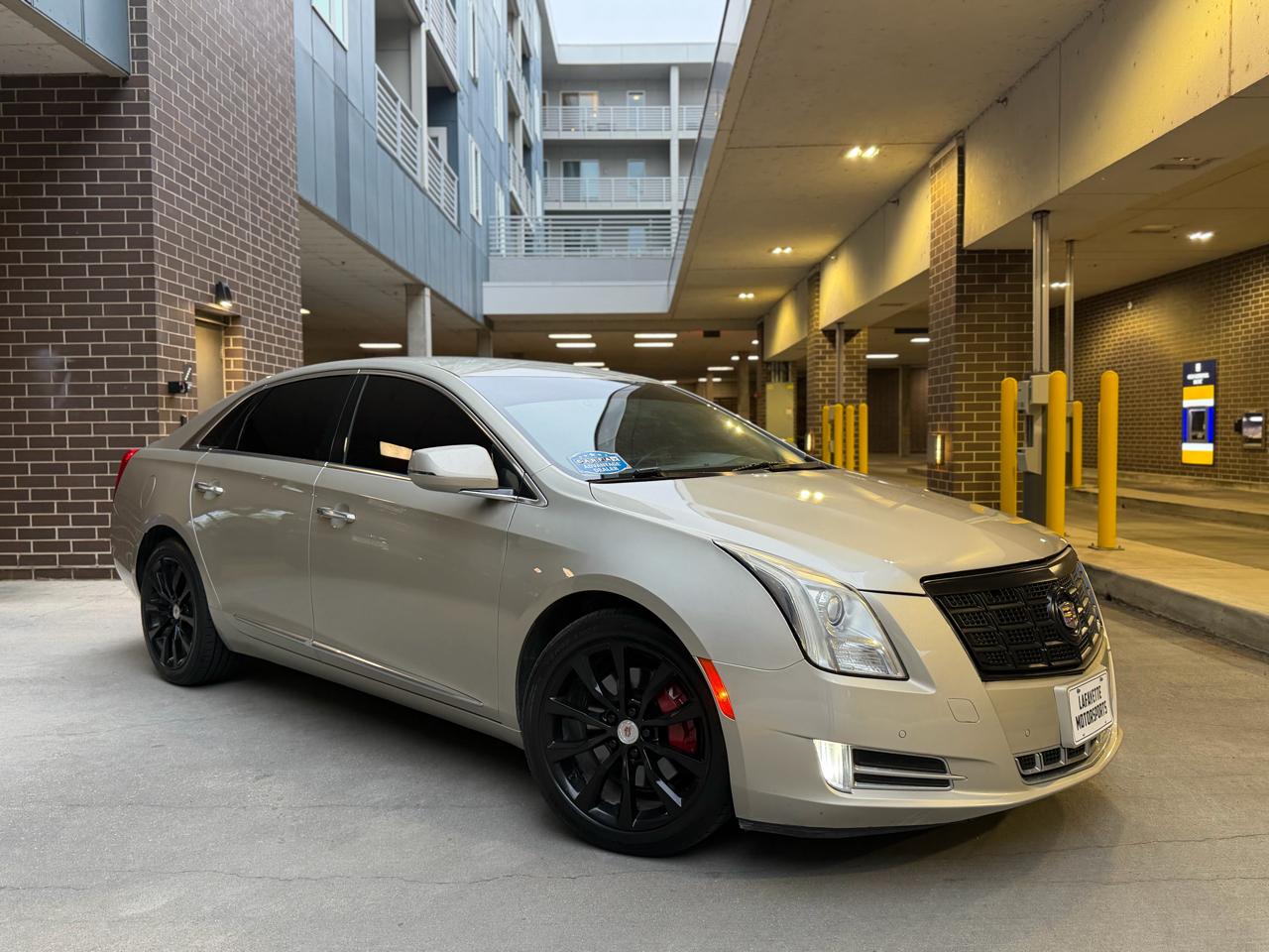 Cadillac XTS Luxury AWD 2015