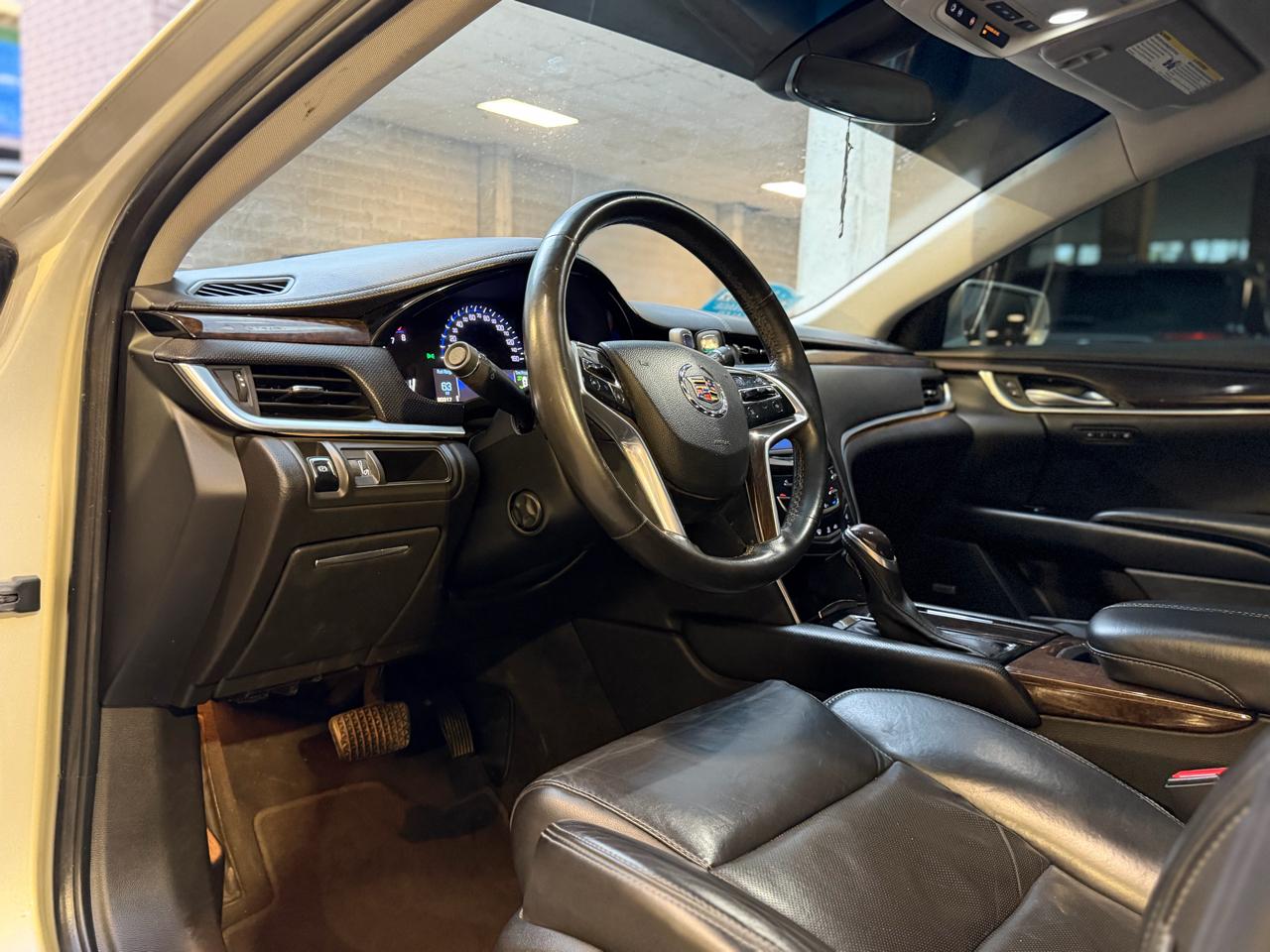 Cadillac XTS Luxury AWD 2015