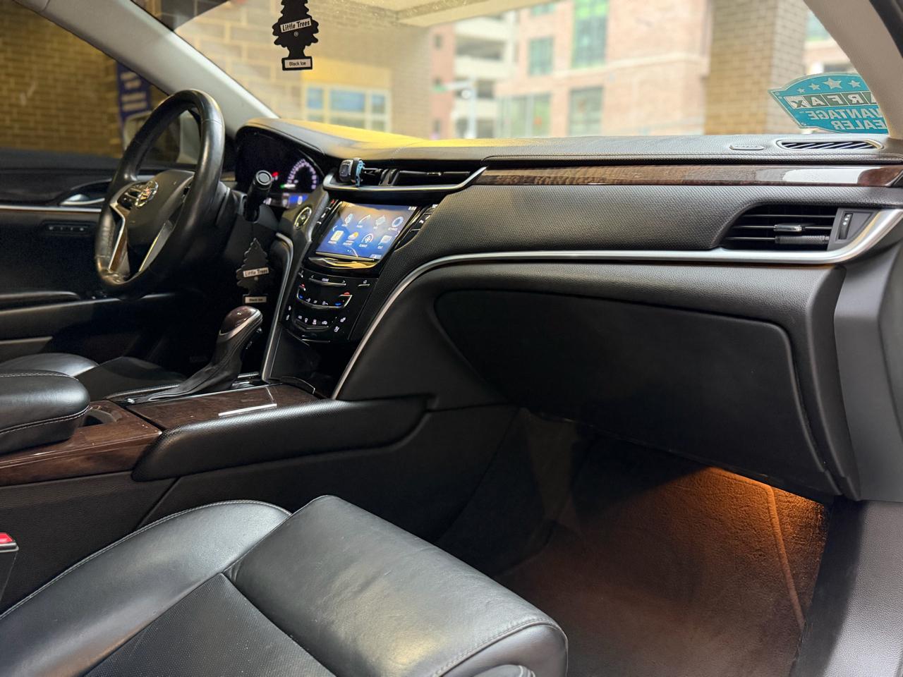 Cadillac XTS Luxury AWD 2015