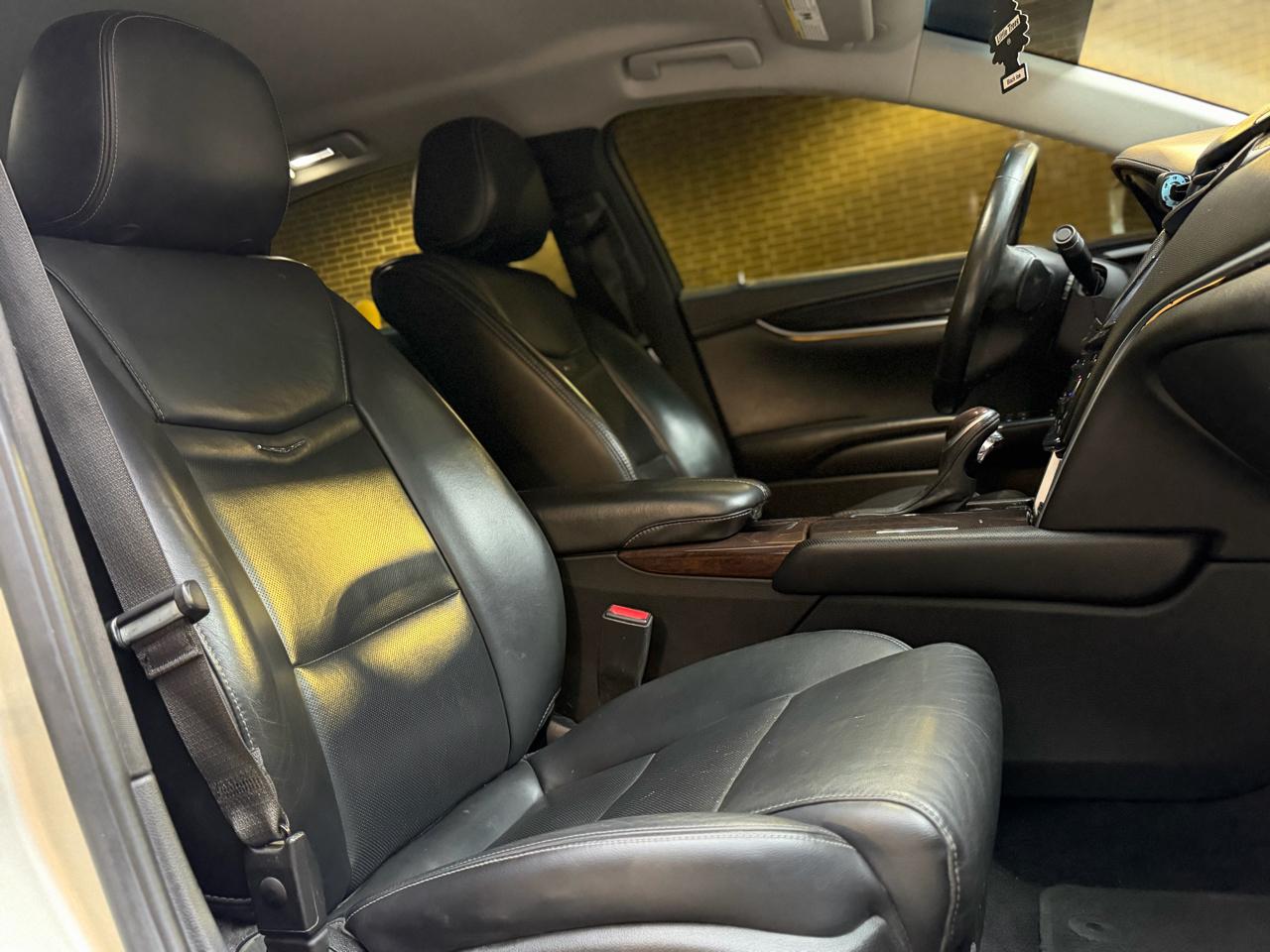 Cadillac XTS Luxury AWD 2015