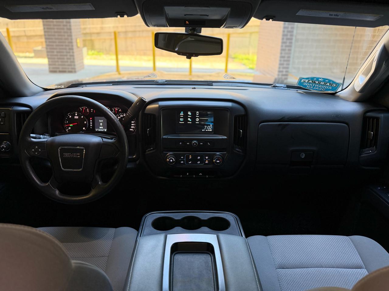 GMC Sierra 1500 Base Crew Cab Short Box 4WD 2017