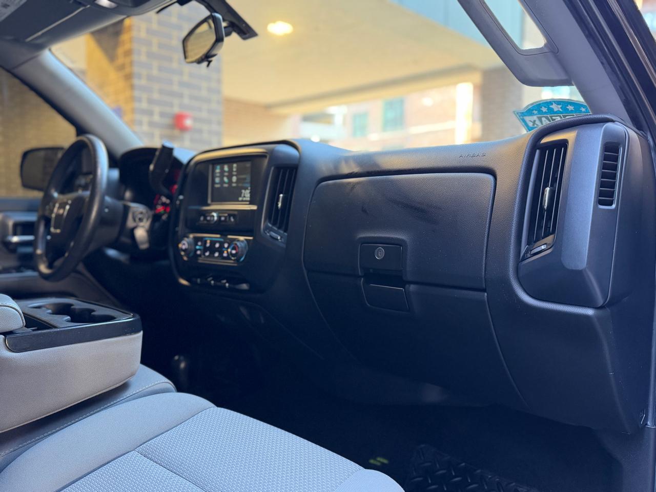 GMC Sierra 1500 Base Crew Cab Short Box 4WD 2017