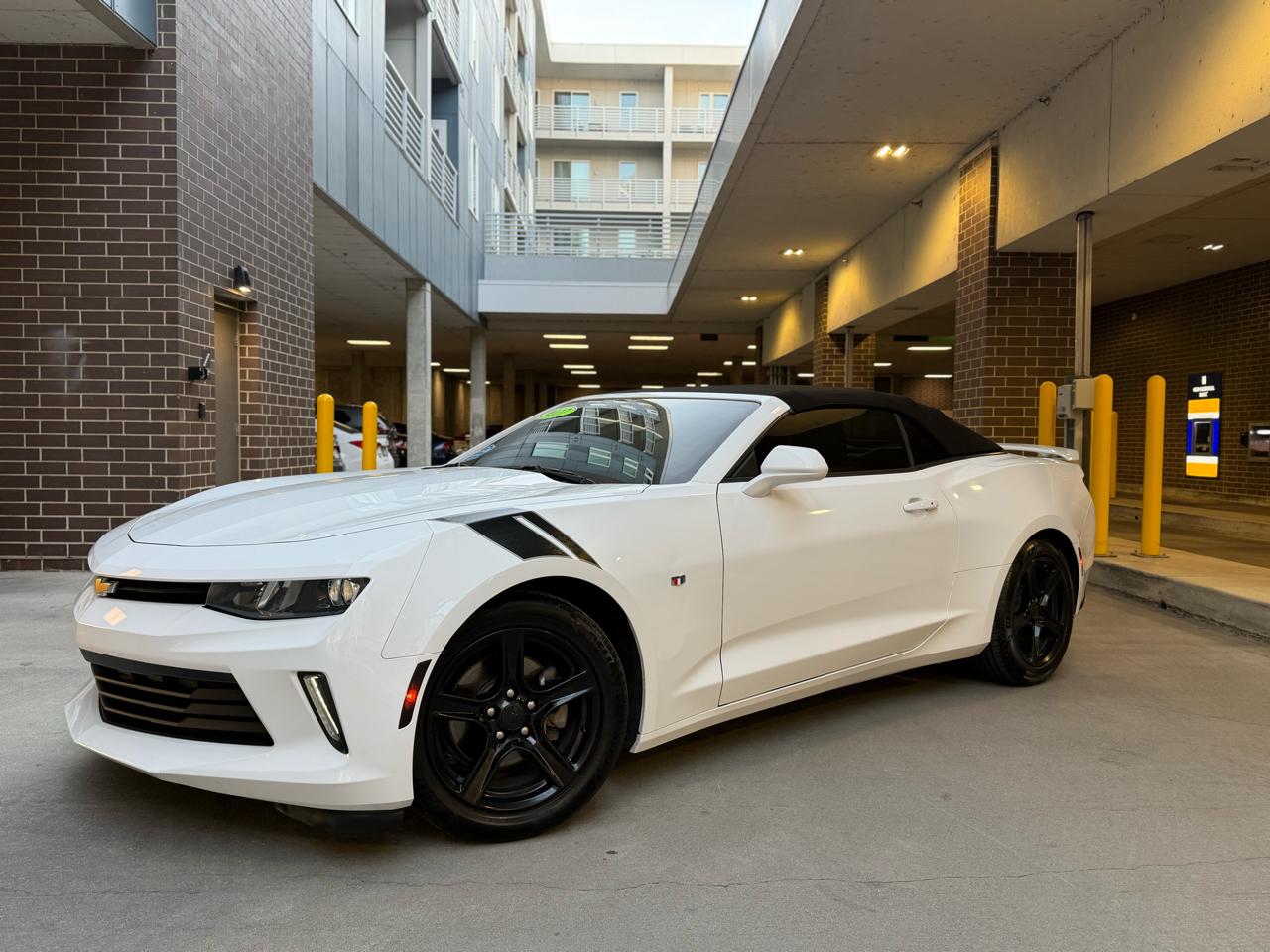 Chevrolet Camaro 1LS Convertible 2017