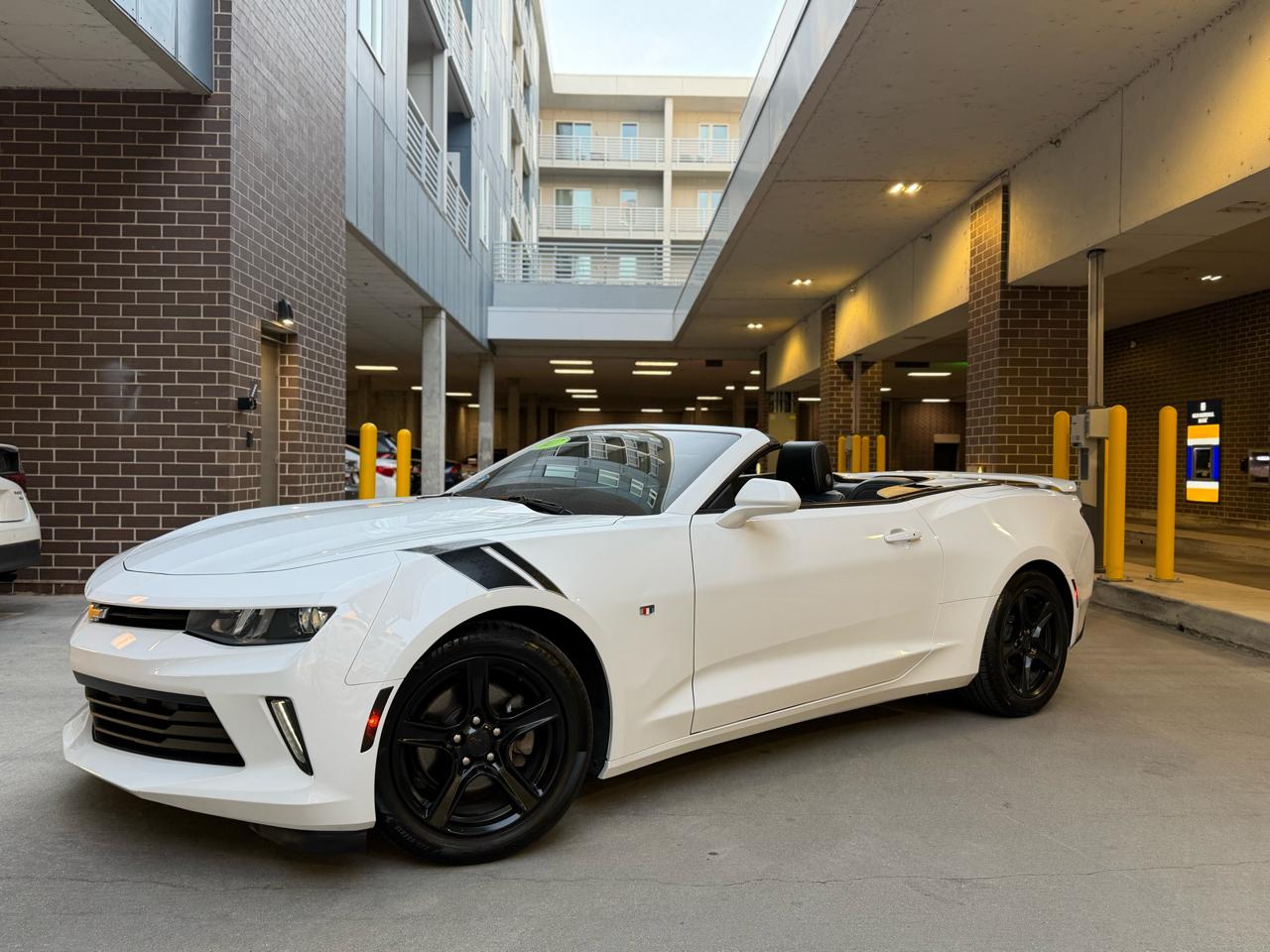 Chevrolet Camaro 1LS Convertible 2017