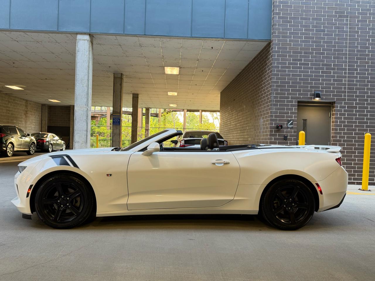 Chevrolet Camaro 1LS Convertible 2017