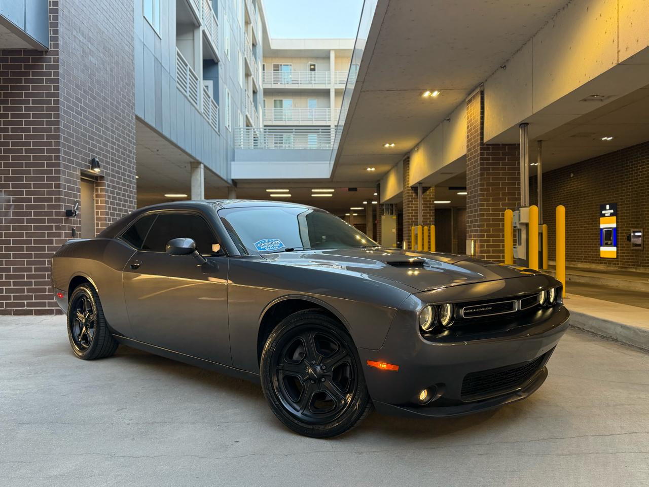 2016 Dodge Challenger SXT