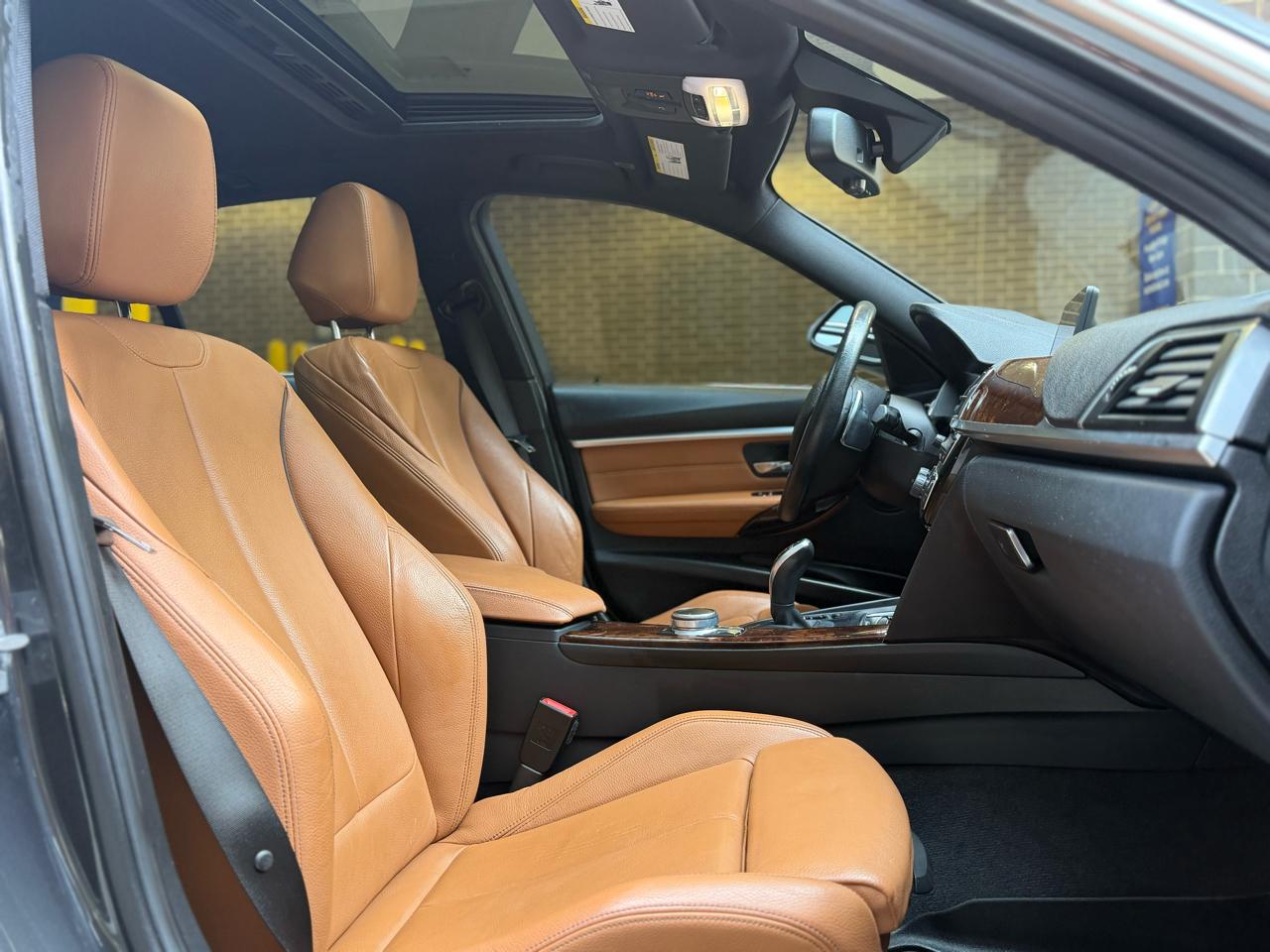 BMW 3-Series 330i xDrive SULEV Sedan 2018