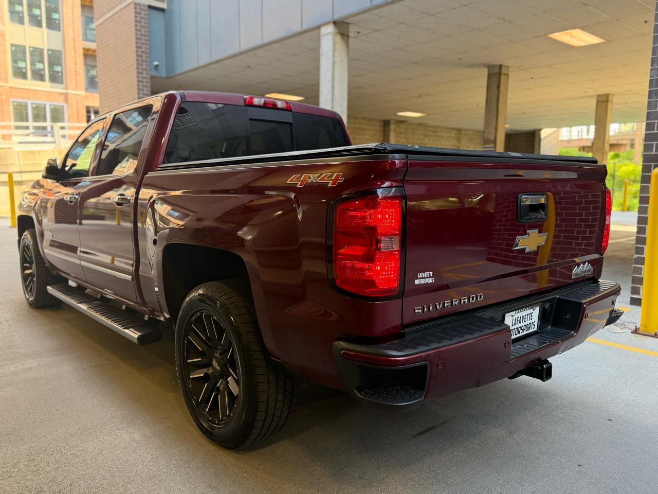 Chevrolet Silverado 1500 High Country Crew Cab 4WD 2015