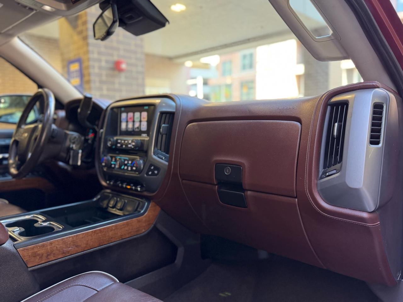 Chevrolet Silverado 1500 High Country Crew Cab 4WD 2015