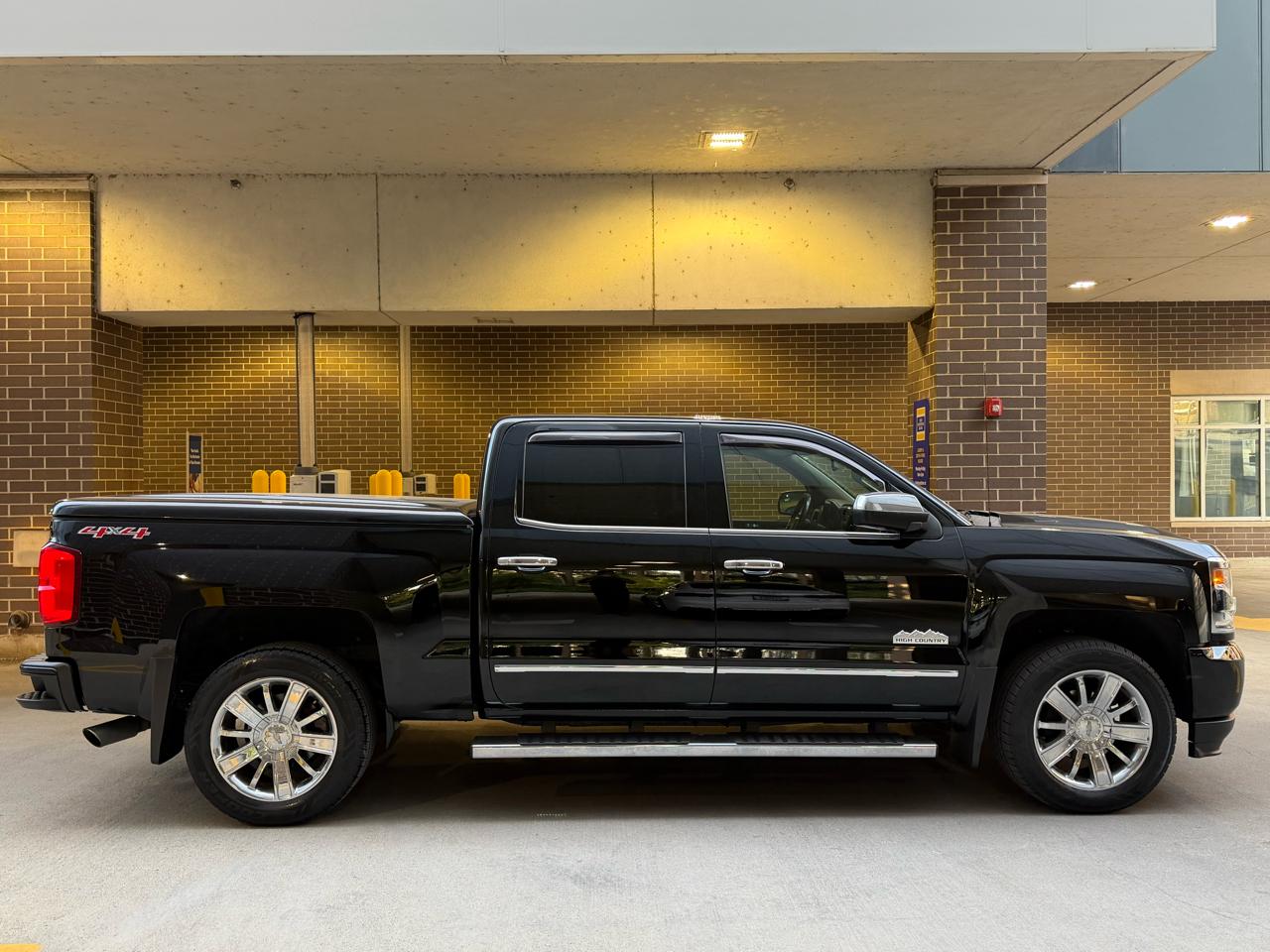 Chevrolet Silverado 1500 High Country Crew Cab Short Box 4WD 2016