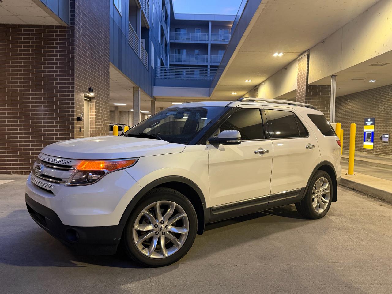 Ford Explorer Limited 4WD 2013