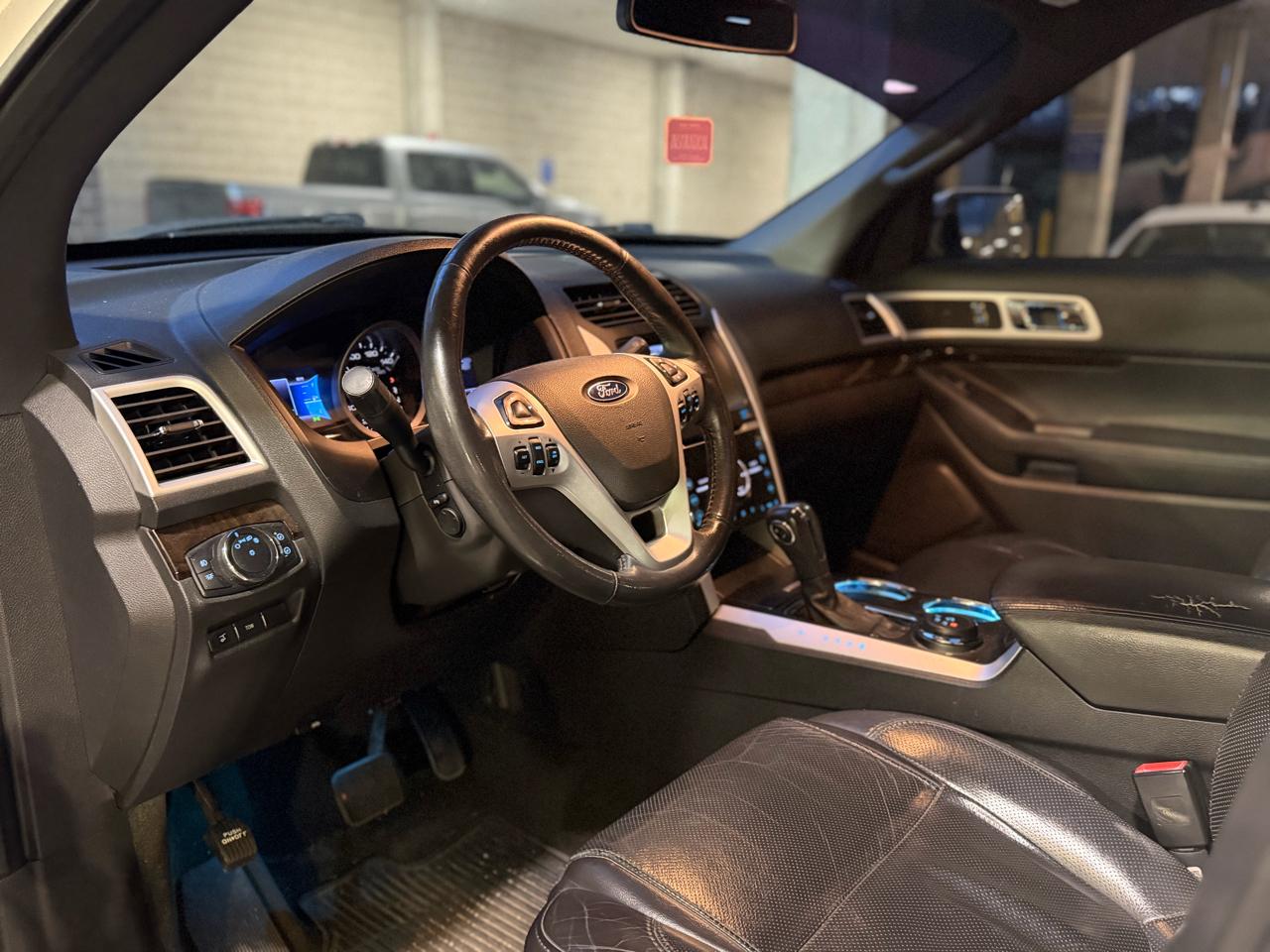Ford Explorer Limited 4WD 2013