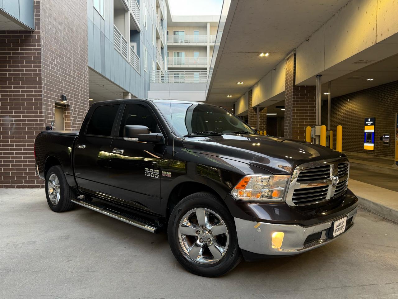 2017 RAM 1500 Big Horn 4x4 Crew Cab 5'7's photo