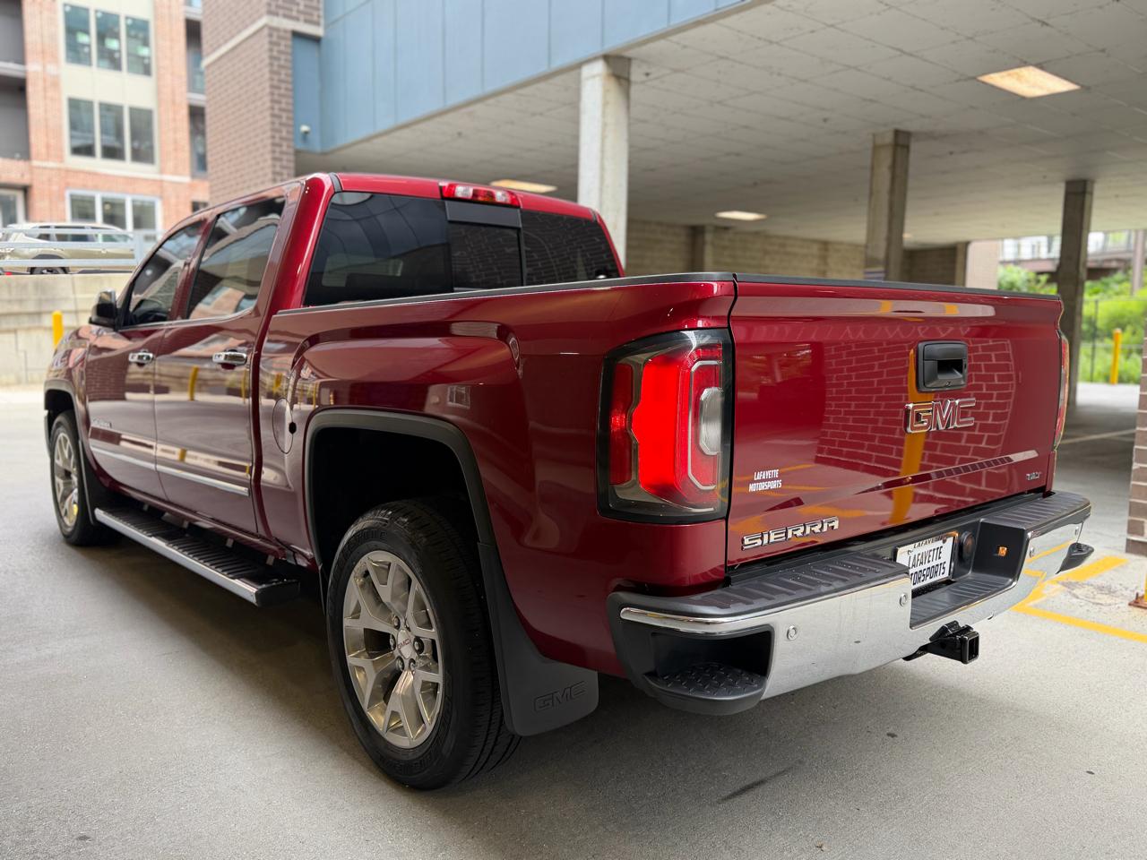 GMC Sierra 1500 SLT Crew Cab Short Box 4WD 2018