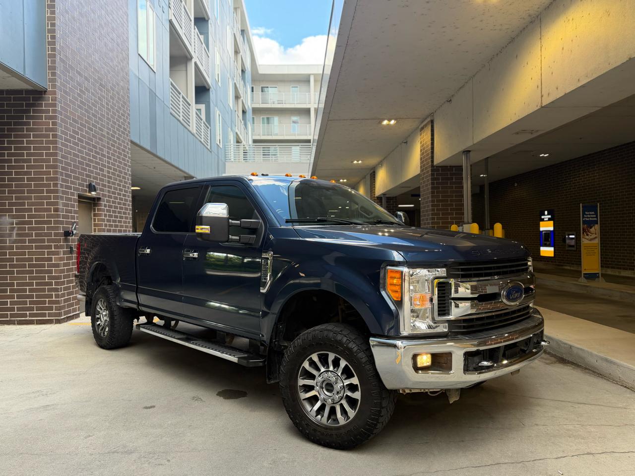 Ford F-250 SD King Ranch Crew Cab 4WD 2017