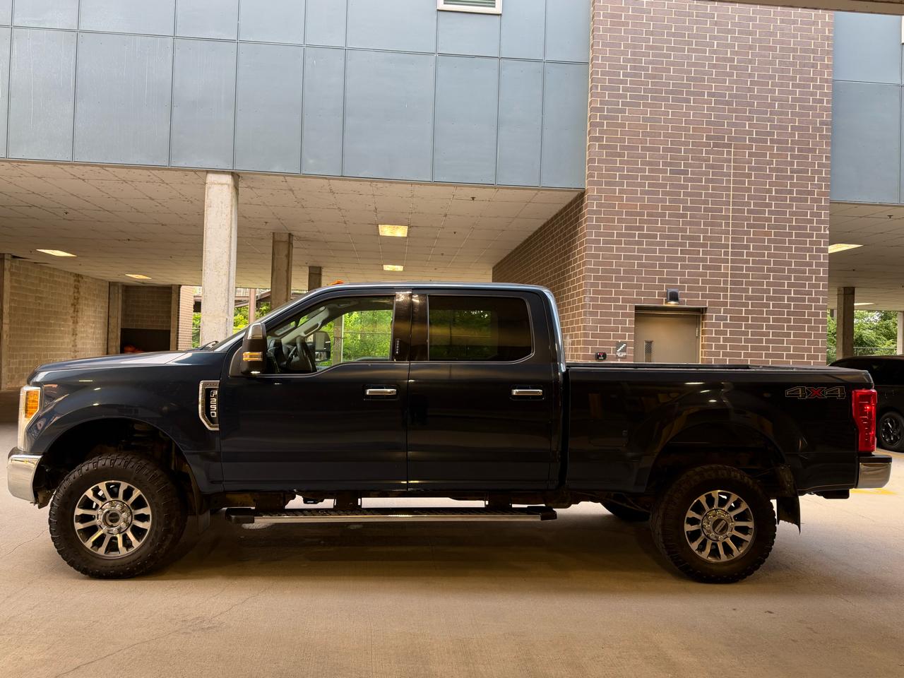 Ford F-250 SD King Ranch Crew Cab 4WD 2017