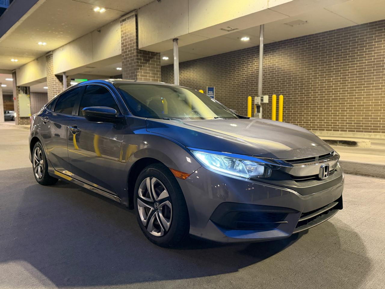 Honda Civic LX Sedan CVT 2016