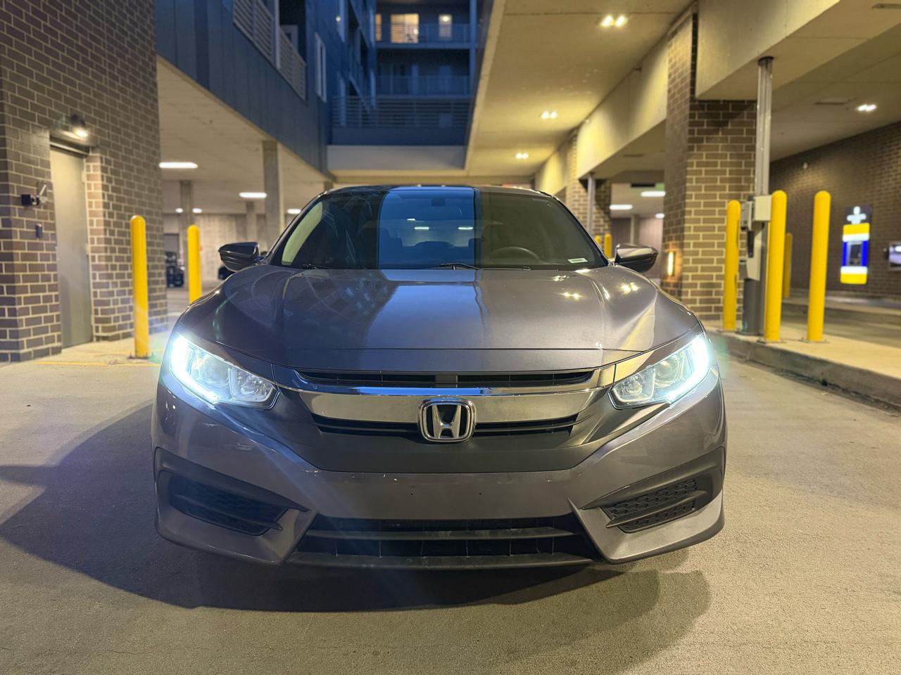 Honda Civic LX Sedan CVT 2016