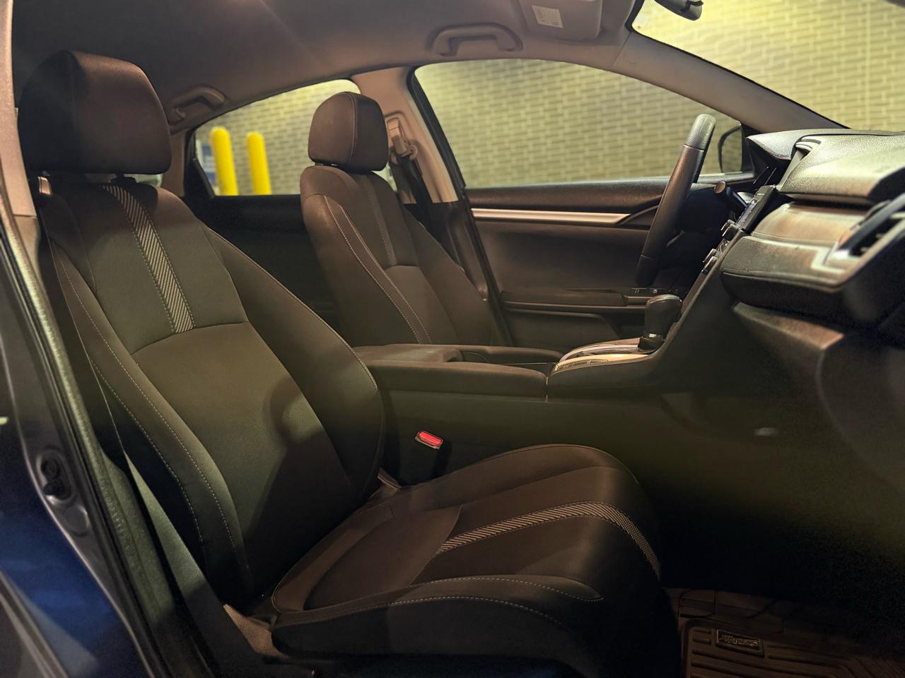 Honda Civic LX Sedan CVT 2016