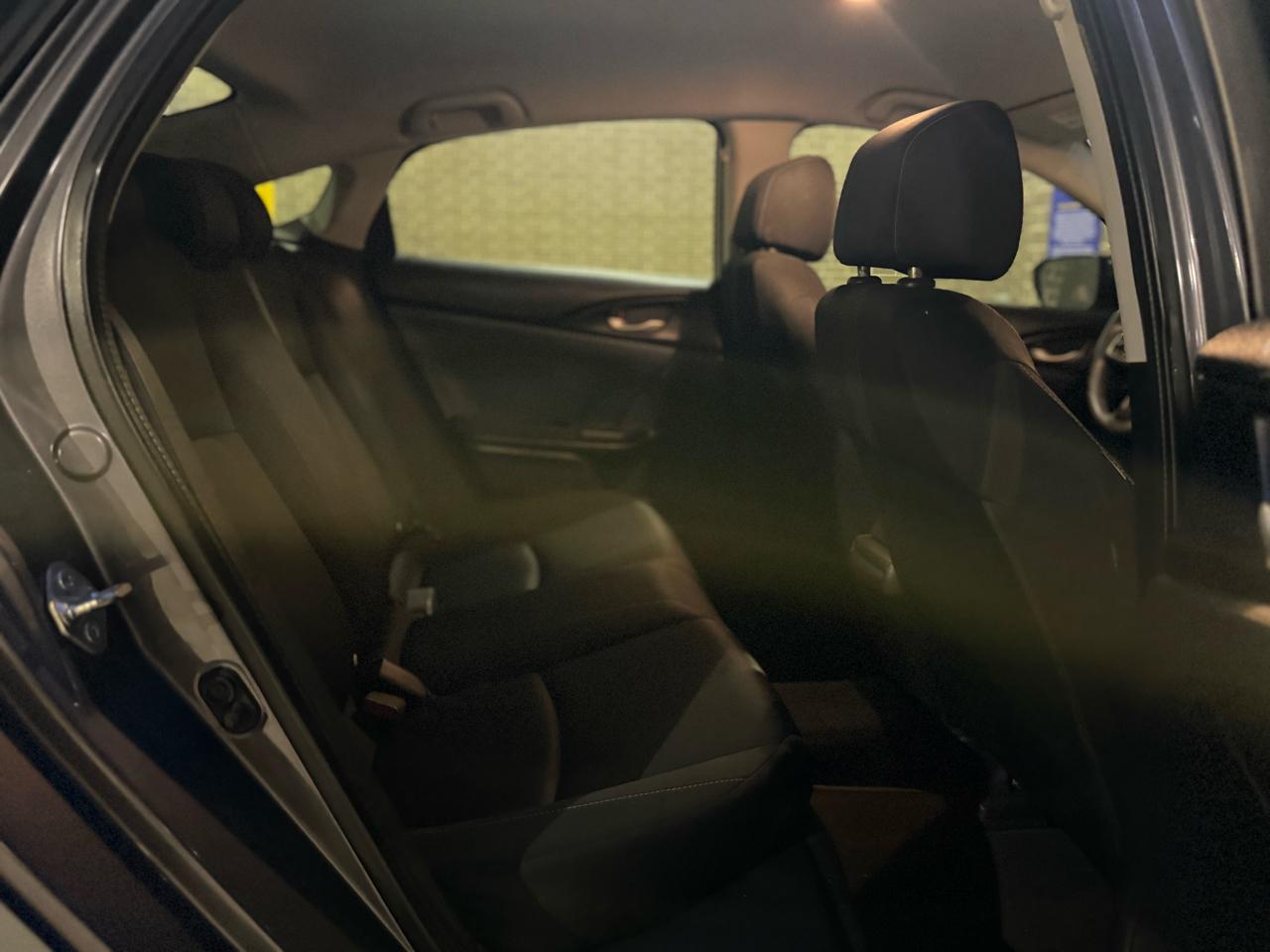 Honda Civic LX Sedan CVT 2016