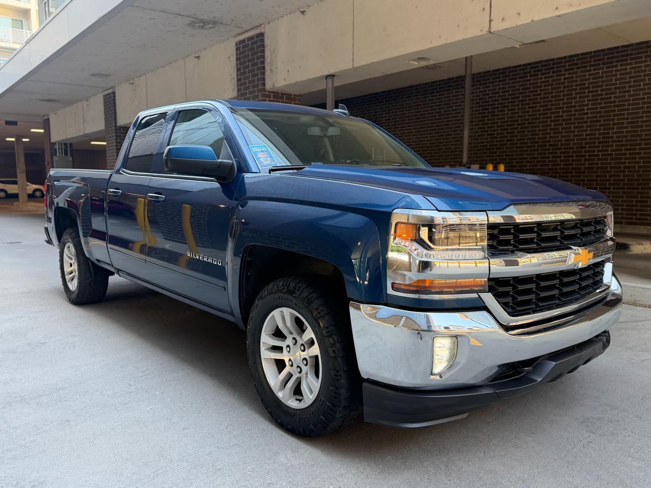 Chevrolet Silverado 1500 LT Double Cab 4WD 2017