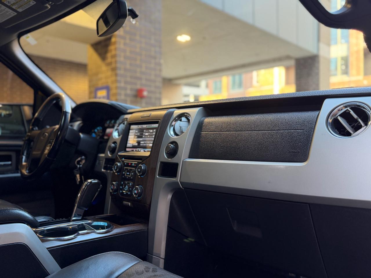 Ford F-150 XL SuperCrew 5.5-ft. Bed 4WD 2014