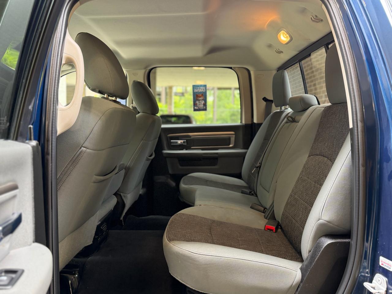 RAM 1500 Classic Tradesman Crew Cab SWB 4WD 2019