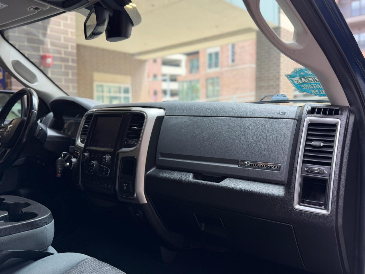 RAM 1500 Classic Tradesman Crew Cab SWB 4WD 2019