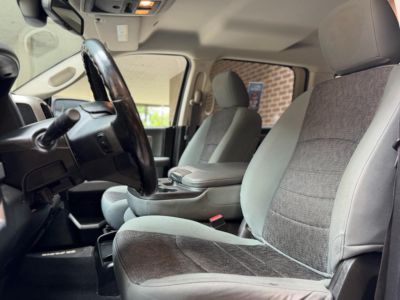 RAM 1500 Classic Tradesman Crew Cab SWB 4WD 2019