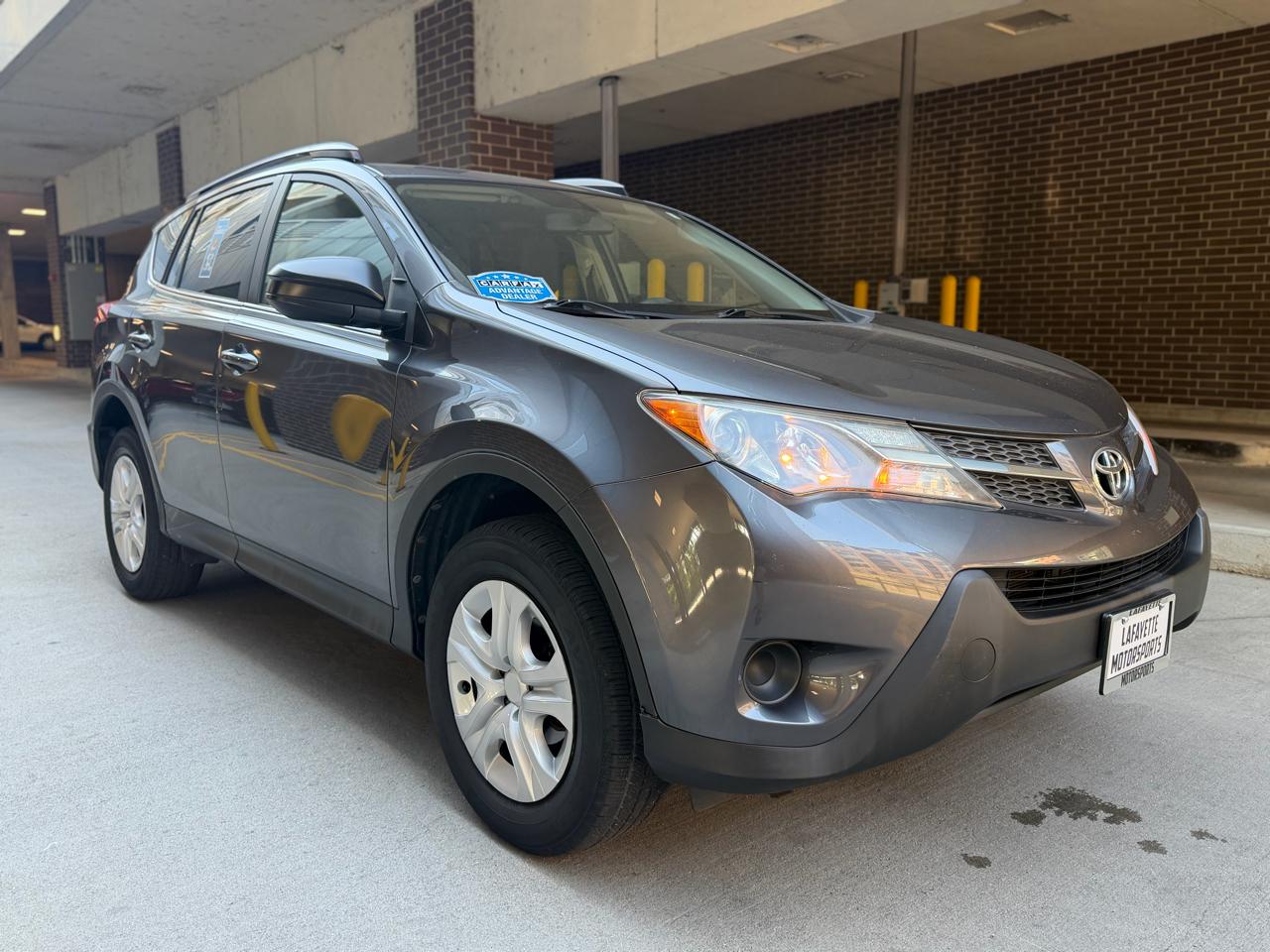 Toyota RAV4 LE AWD 2015
