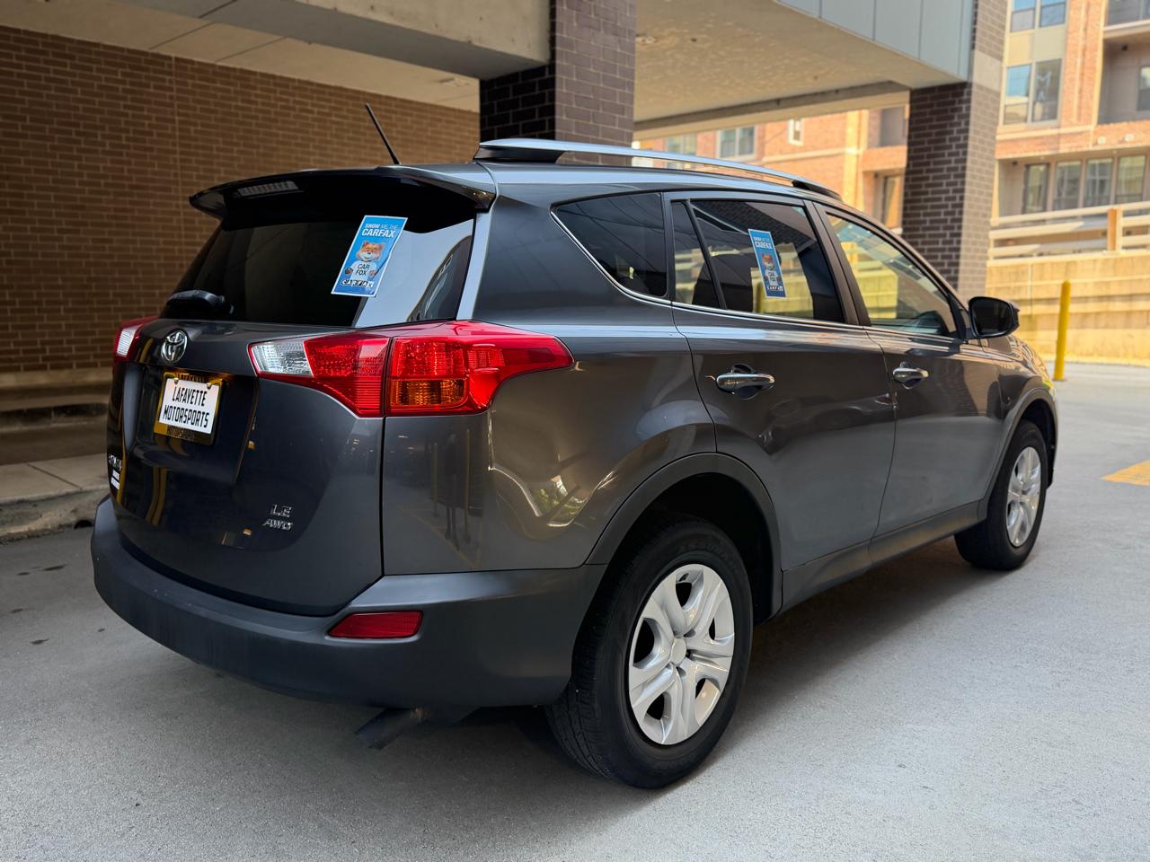 Toyota RAV4 LE AWD 2015