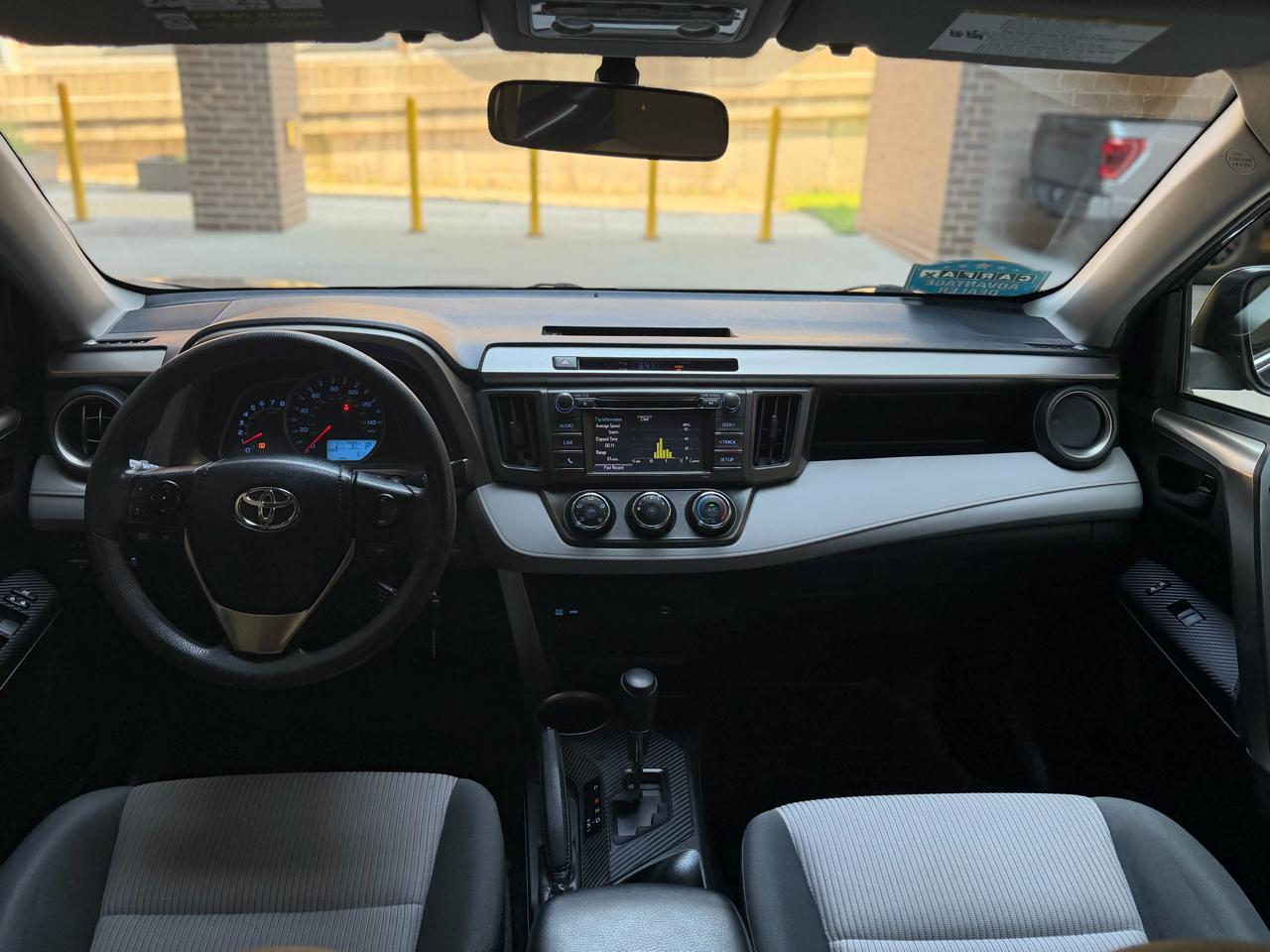 Toyota RAV4 LE AWD 2015