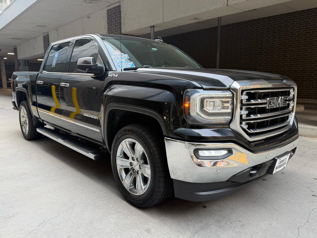 GMC Sierra 1500 SLT Crew Cab Short Box 4WD 2017