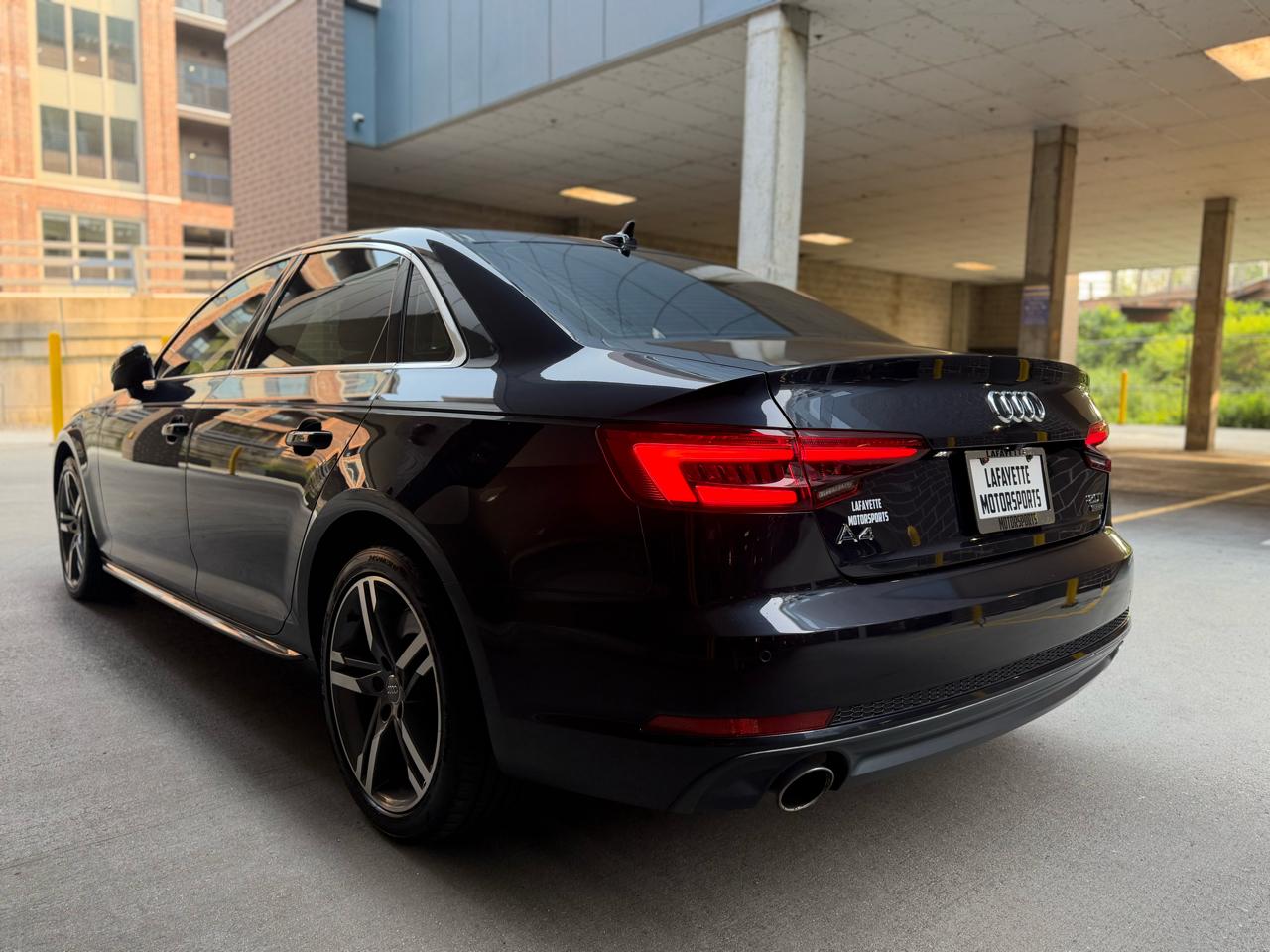 Audi A4 2.0T Premium Plus quattro Sedan 2017