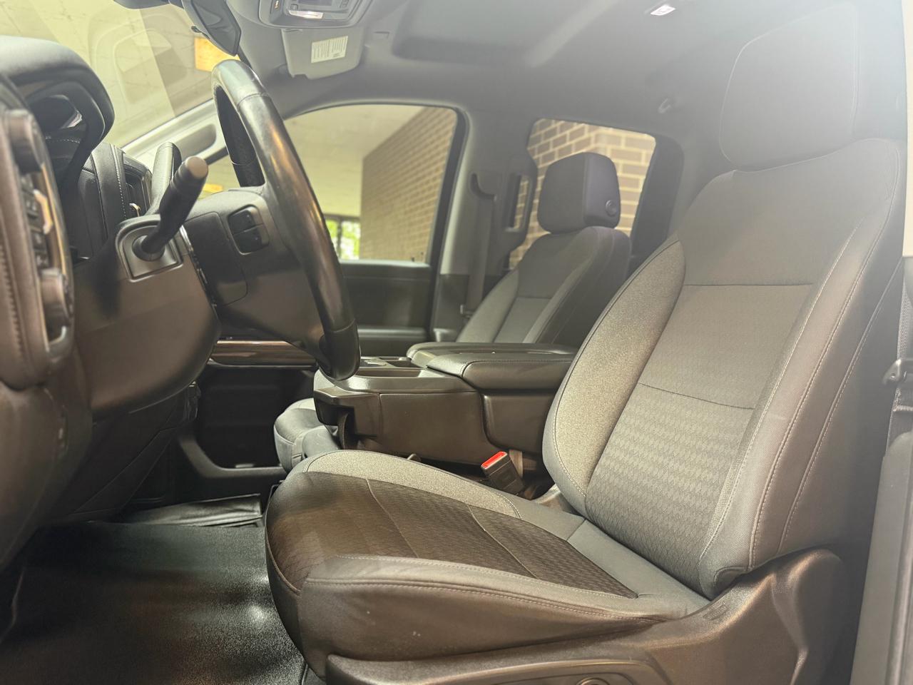 Chevrolet Silverado 1500 LT Double Cab 4WD 2019