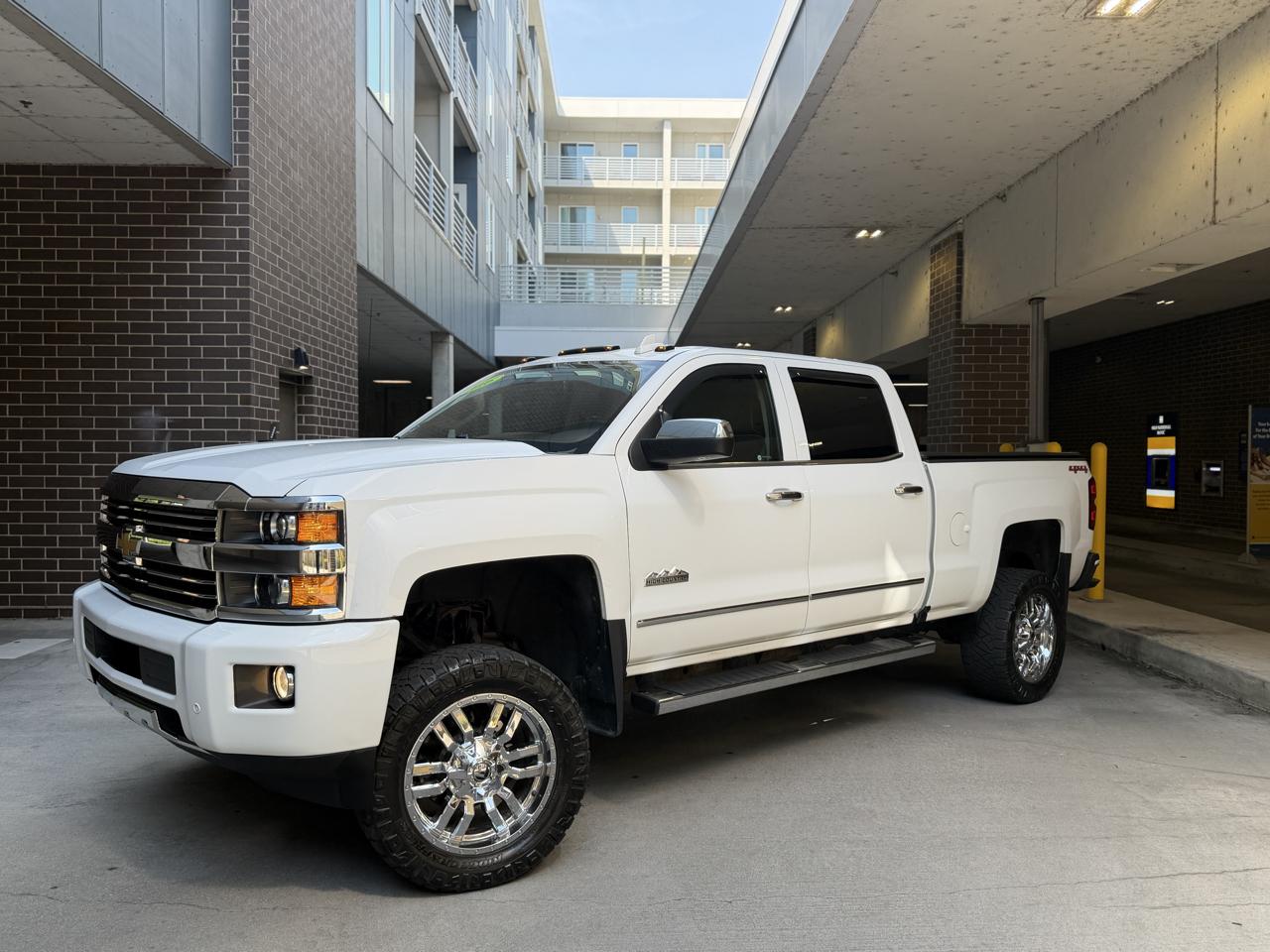 Chevrolet Silverado 2500HD LT Crew Cab 4WD 2016