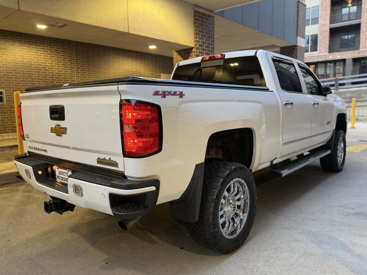 Chevrolet Silverado 2500HD LT Crew Cab 4WD 2016
