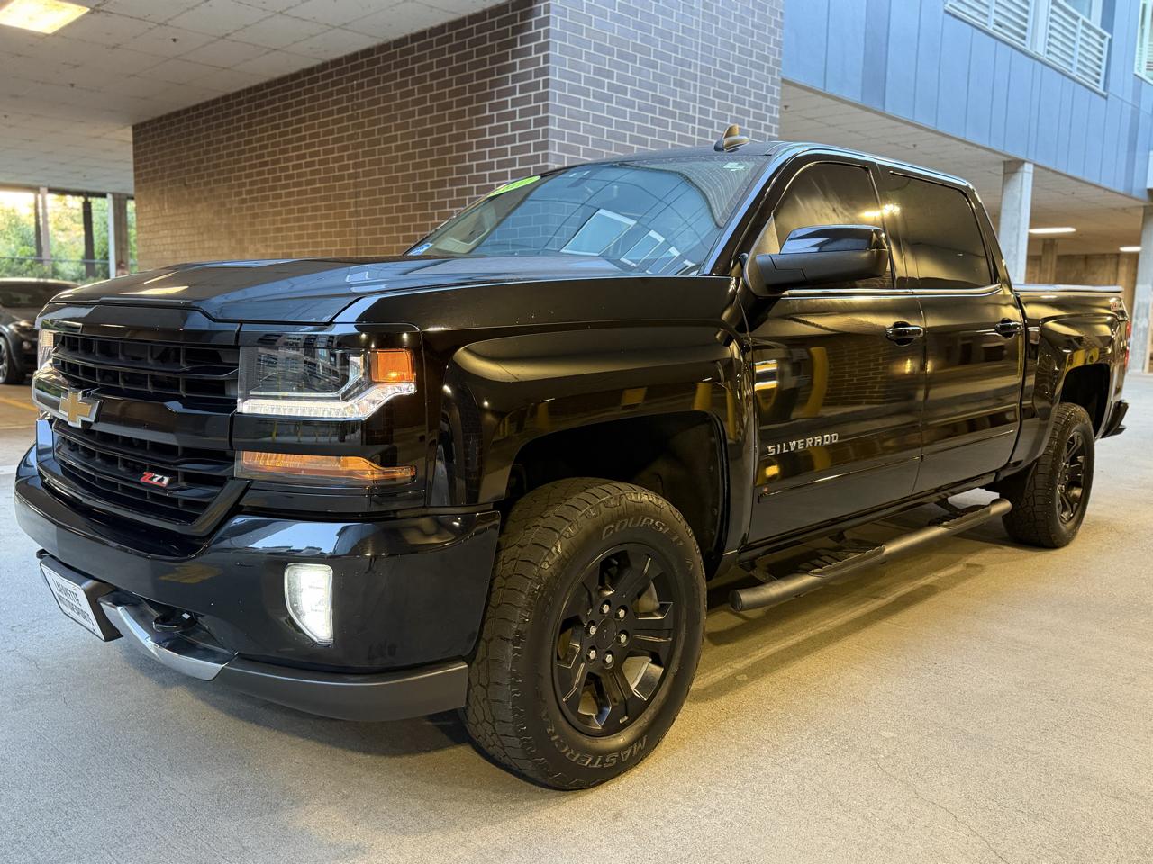 Chevrolet Silverado 1500 LT Crew Cab 4WD 2017
