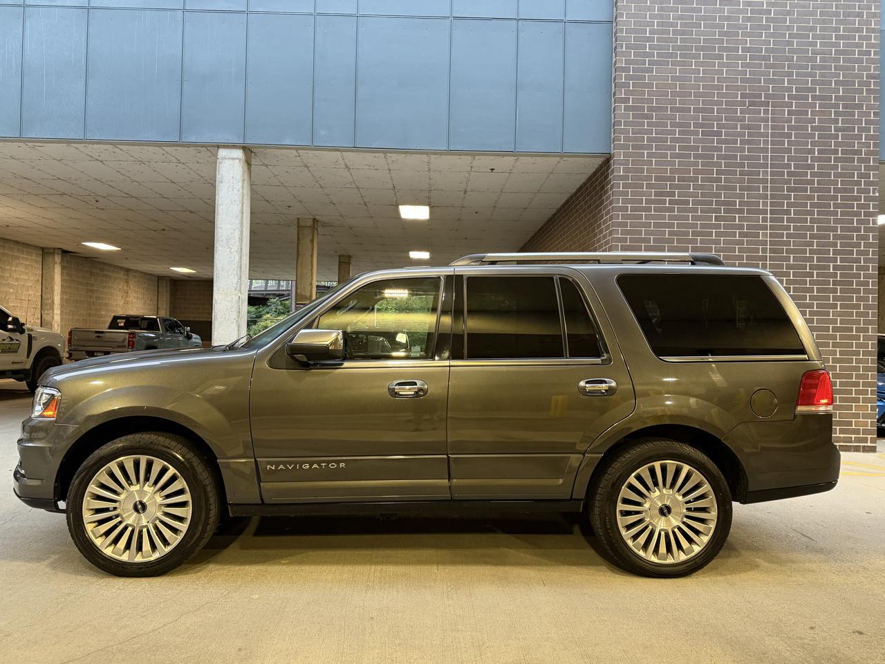 Lincoln Navigator Reserve 4WD 2016