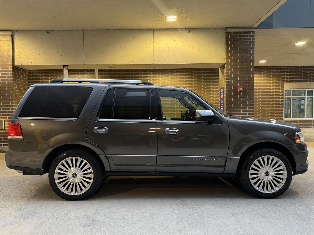 Lincoln Navigator Reserve 4WD 2016