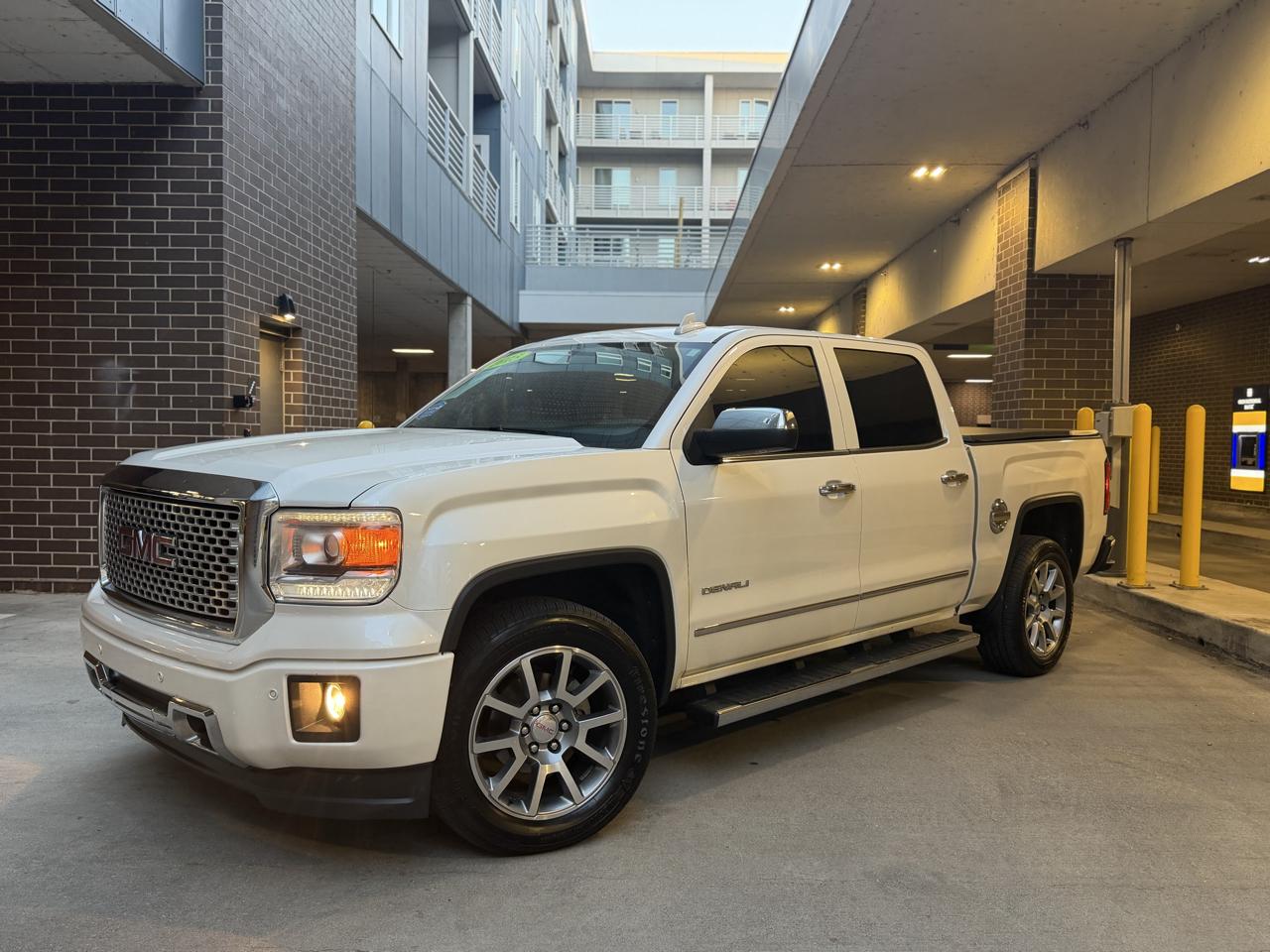 GMC Sierra 1500 Denali Crew Cab Long Box 4WD 2015