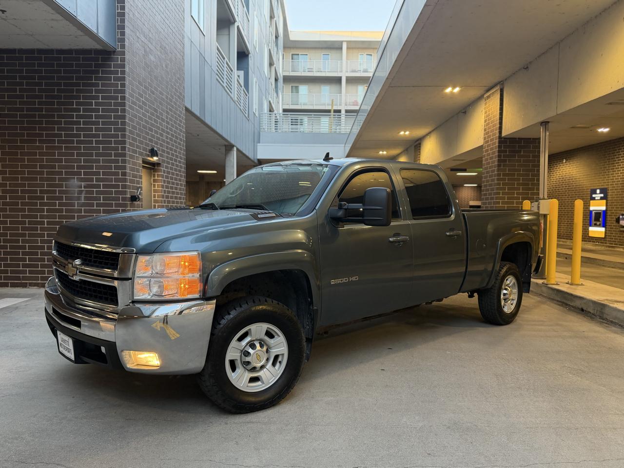 Chevrolet Silverado 2500HD LTZ Crew Cab 4WD 2010