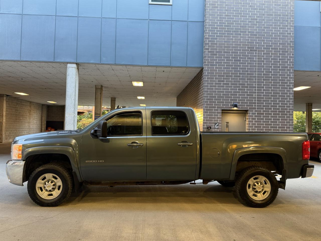 Chevrolet Silverado 2500HD LTZ Crew Cab 4WD 2010