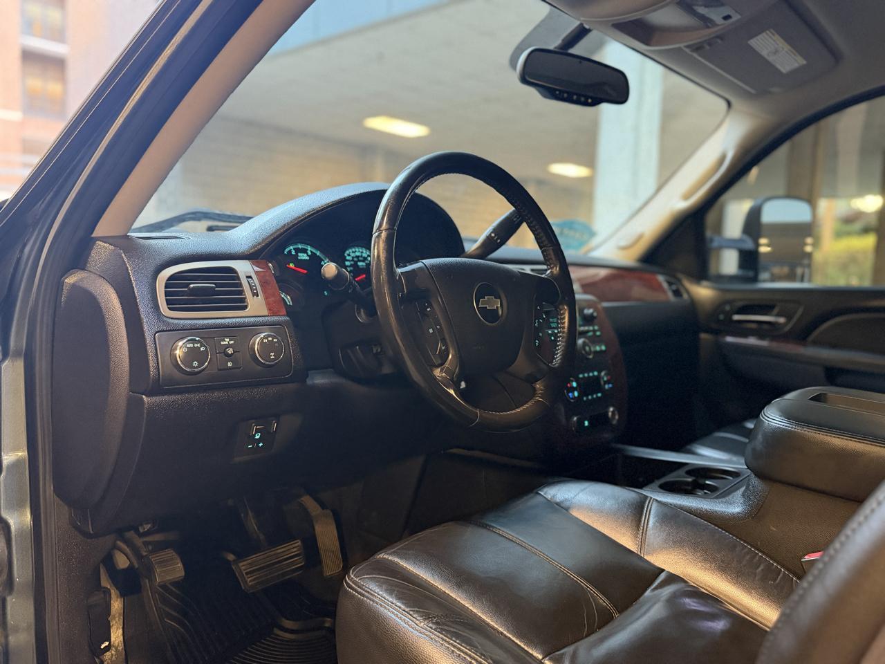 Chevrolet Silverado 2500HD LTZ Crew Cab 4WD 2010