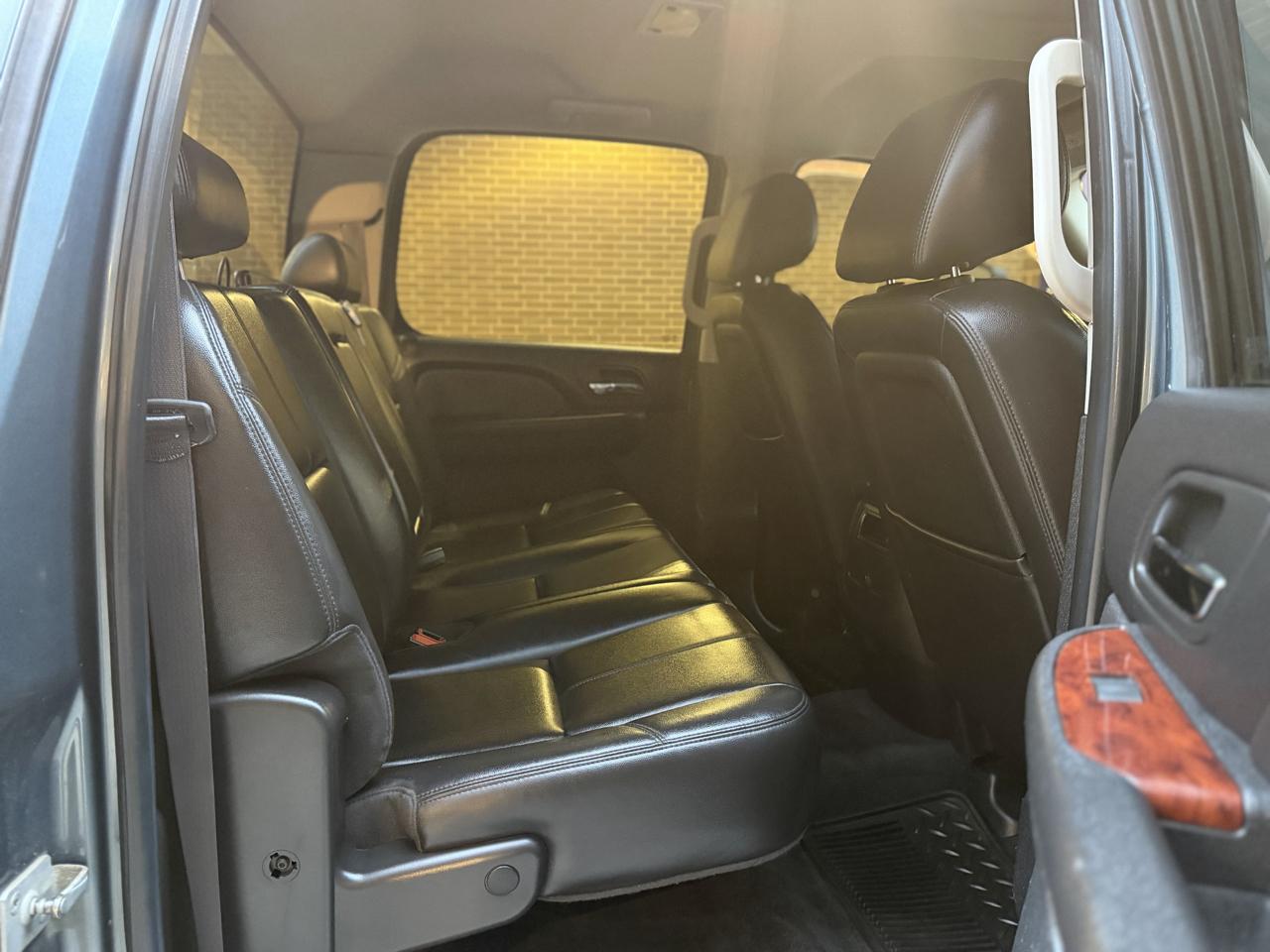 Chevrolet Silverado 2500HD LTZ Crew Cab 4WD 2010